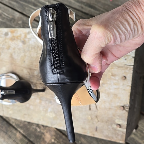 Vince Camuto. Black and White Strappy Heels. Size 6M. Excellent Condition. - Picture 7 of 16